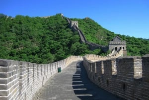 One-Day Beijing Mutianyu/Badaling Great Wall Tour