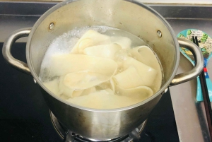 オンライン料理教室 手打ち麺 by Sunflower Li