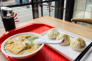 Tour privado: brunch y paseo por el casco antiguo de Pekín