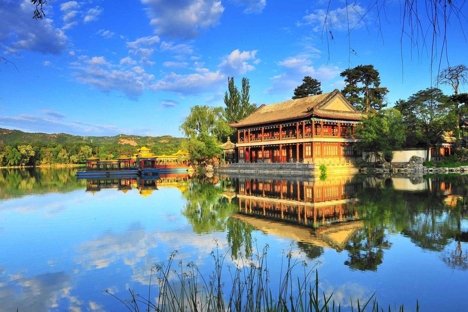 Small Group to Tiananmen Sq & Forbidden City with Tickets