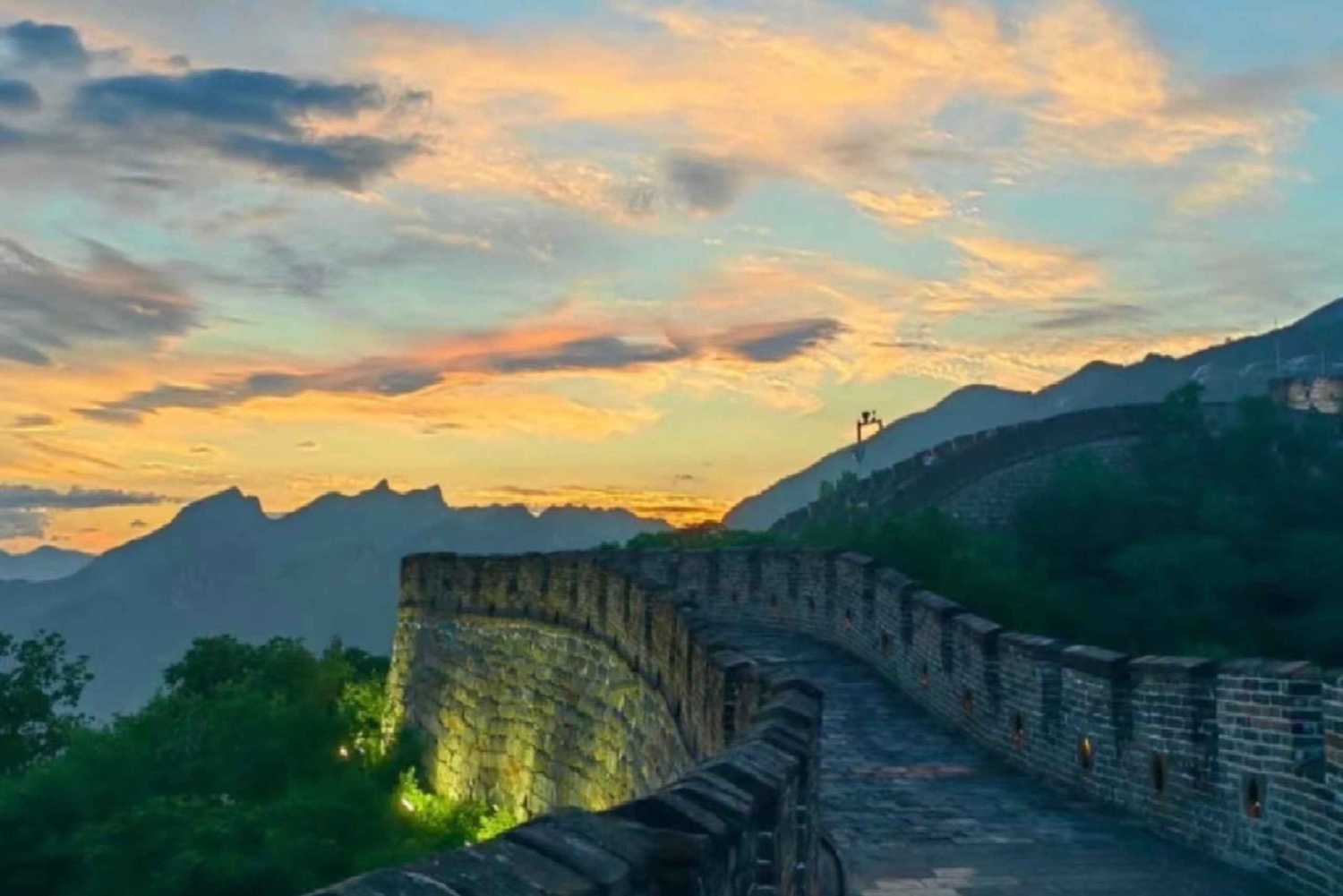 Tour privado por la Gran Muralla de Mutianyu (de día o al atardecer) con todo incluido