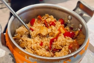 Dîner dans les hutongs de Pékin et visite privée à pied avec dégustation de bière