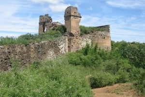 Self-guided challenging hiking from Jinshanling to Gubeikou