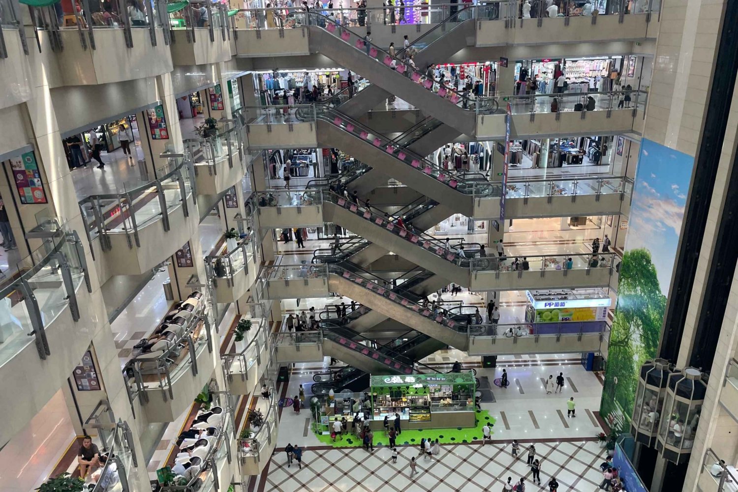 3-Hour Private Shopping & Bargaining Tour in Beijing