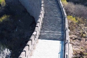 Экскурсия в небольшой группе по Великой китайской стене и Летнему дворцу в Пекине