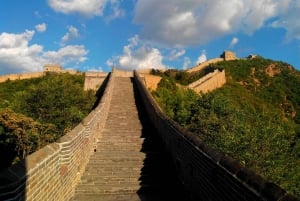 Экскурсия в небольшой группе по Великой китайской стене и Летнему дворцу в Пекине