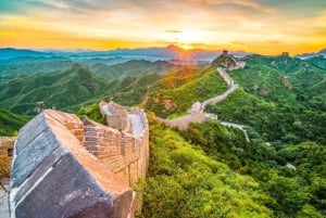 Pienryhmäretki Juyongguanin muurille ja pyhälle tielle
