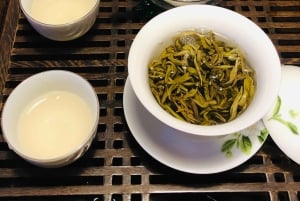 Traditional Chinese Tea Ceremony Experience