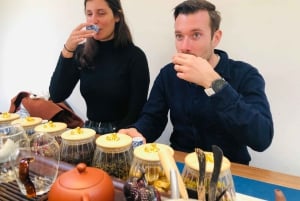 Traditional Chinese Tea Ceremony Experience