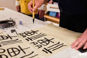 Traditional Chinese Tea Ceremony Experience