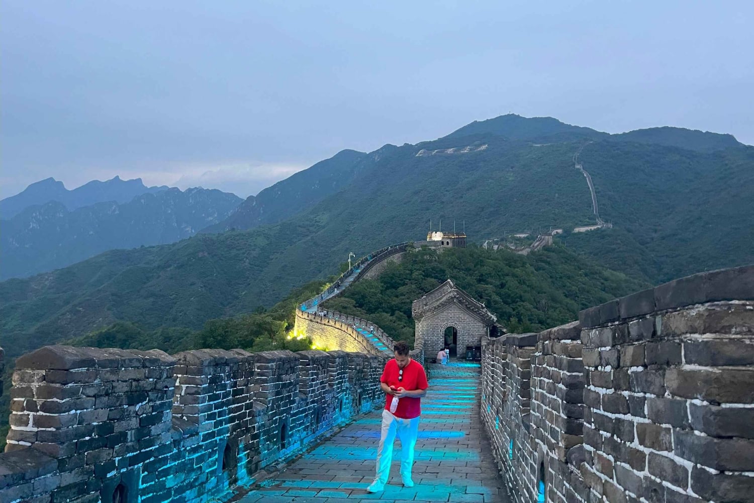 Twilight Glow ved Mutianyu Great Wall aften bustur + billet