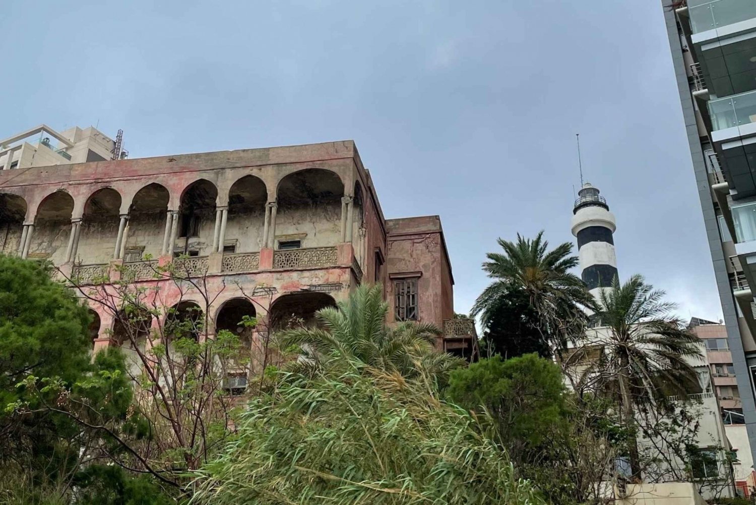 Verborgen juweeltjes van Hamra en Ras Beiroet: een wandeltour