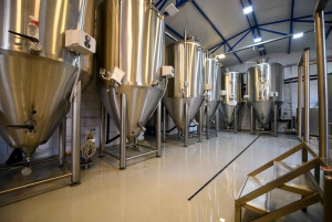 Belgrado: Brouwerij biertour, onbeperkt bier en BBQ inbegrepen