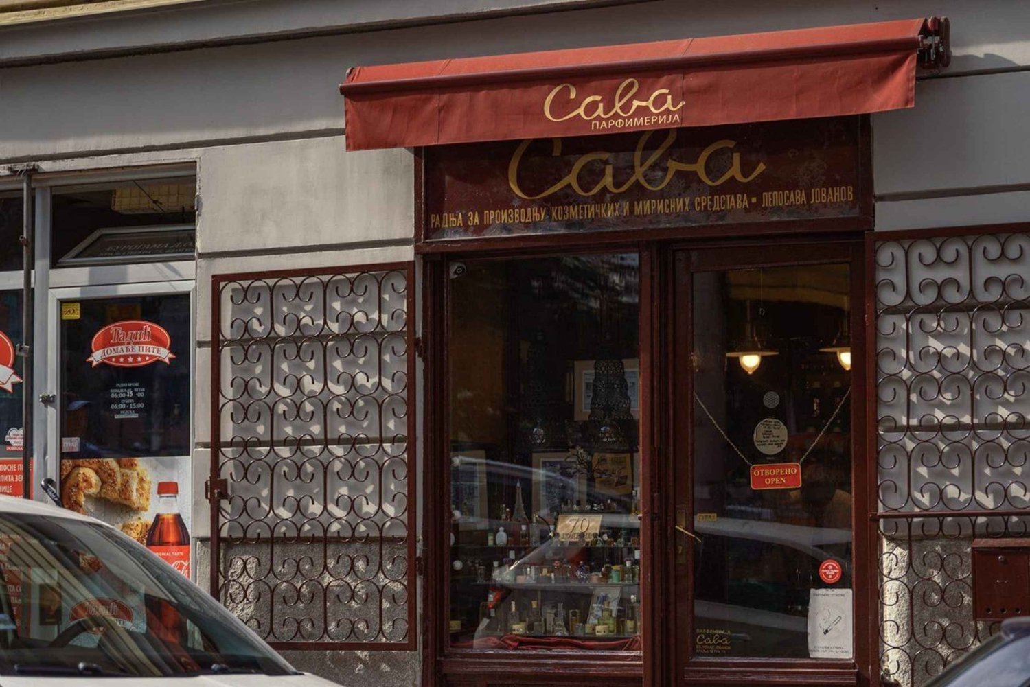 Belgrade: Perfume Atelier and Custom Perfume Experience