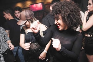 Belgrad: Bar Pub Club Crawl med drinkar