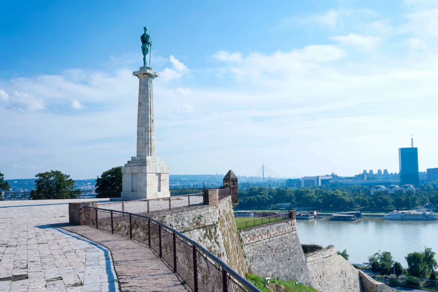 Belgrado: recorrido y búsqueda del tesoro autoguiado por lo más destacado de la ciudad