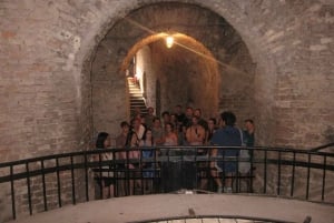 Belgrade : Visite souterraine avec verre de vin