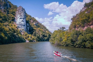 Djerdap-ravinen och Golubac-fästningen privat tur