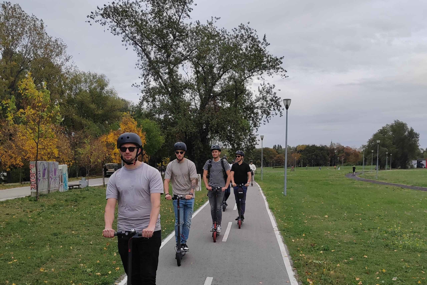 Tour di E Scooter Zemun