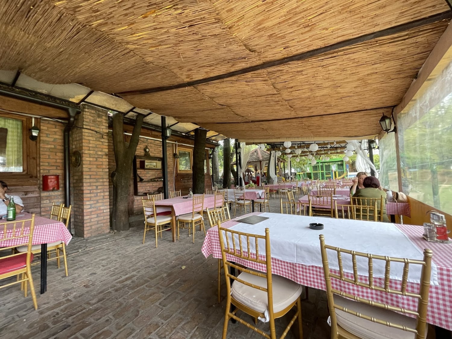 Ethno Restaurant ,,Pahuljica'