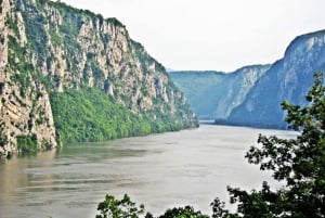 From Belgrade: Danube River and Iron Gate Gorge Tour