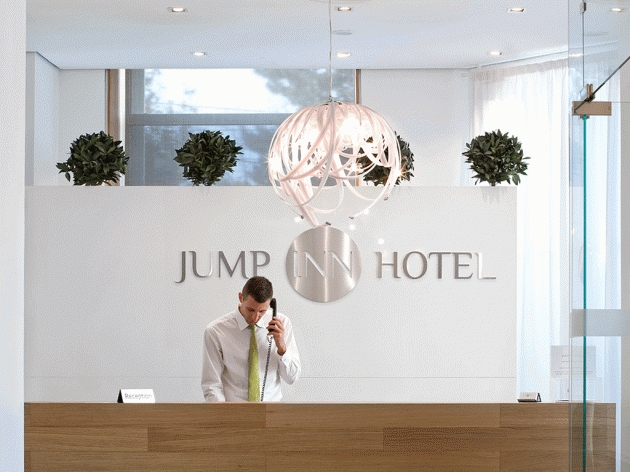 Jump Inn Hotel