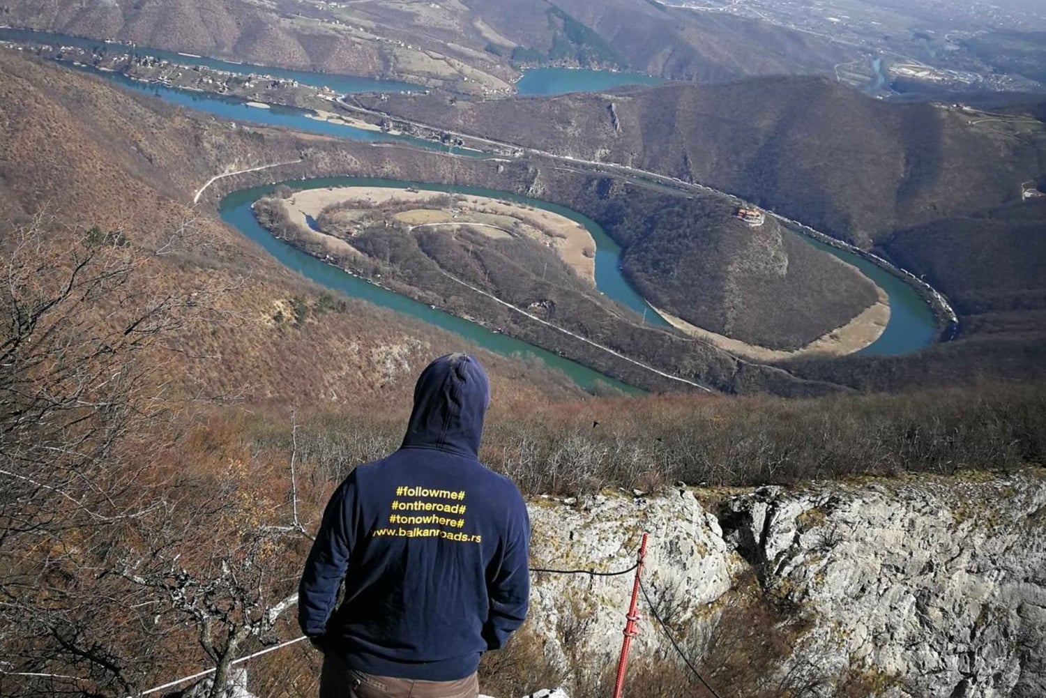 カブラル：ハイキング ツアー - カブラル山の展望台と修道院