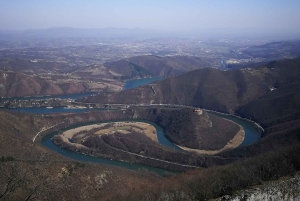 カブラル：ハイキング ツアー - カブラル山の展望台と修道院
