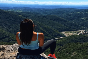 カブラル：ハイキング ツアー - カブラル山の展望台と修道院