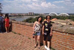 Privado Novi Sad, Sremski Karlovci y Casa del Granjero