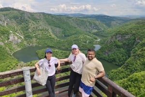 Serbie : Circuit dans le canyon d'Uvac avec grotte de glace et tour en bateau