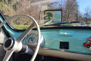 Museo di Tito e montagna Avala con auto d'epoca