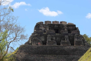 Ciudad de Belice: tubing en una cueva y Xunantunich