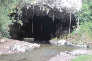 Ciudad de Belice: tubing en una cueva y Xunantunich