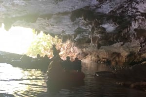 Ciudad de Belice: Excursión de Aventura en Cueva y Tirolina