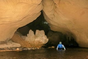 Ciudad de Belice: Excursión de Aventura en Cueva y Tirolina