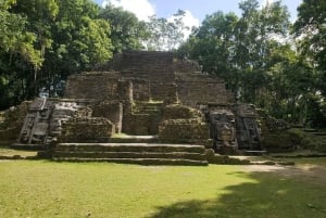 Belize: Lamanai Archaeological Reserve & Cave Tubing Tour