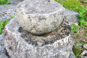 Belize: Lamanai Archaeological Reserve & Cave Tubing Tour