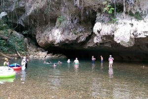 Placencia: Xunantunich + Cave Tubing
