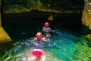 From Belize City: Day Trip to Actun Tunichil Muknal Cave