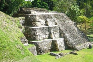 Desde San Ignacio: Excursión Maya a Xunantunich y Combos Opcionales