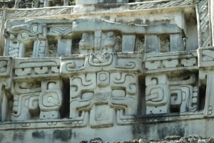 Desde San Ignacio: Excursión Maya a Xunantunich y Combos Opcionales