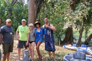 Kayak en el río Mopán - San Ignacio