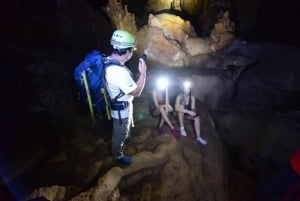 Placencia: Actun Tunichil Muknal Cave Tour