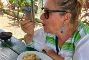 Placencia: Street Food and Creole Cuisine Tour with Tasting