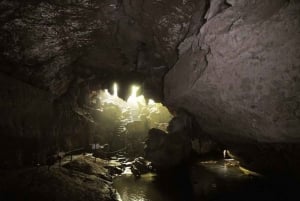 Placencia: Xunantunich Maya Ruin & Blue Hole Tour