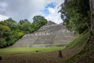 San Ignacio: Caracol Mayan Ruins Day Trip with Lunch