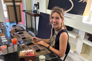 San Pedro, Belice: clase de arte en bambú con cócteles sin alcohol y aperitivos.