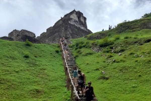 San Pedro: tour guiado por el templo maya de Lamanai y el río