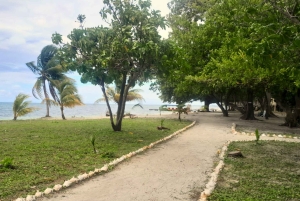 San Pedro Sula: Belize Cays Private Full-Day Caribbean Tour